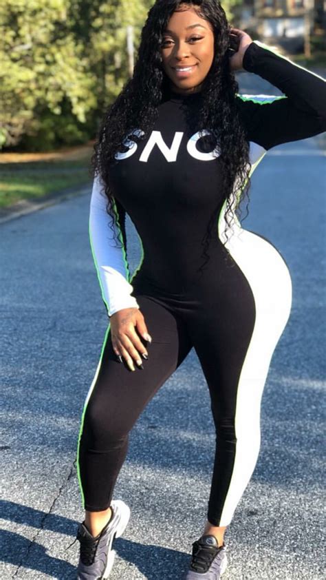 rThickCurvyExotic Instagram, TikTok and Twitter link in the comments. . Thicc ebony
